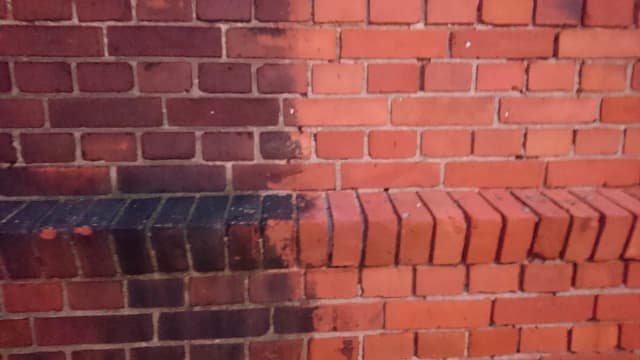 Jak wyczyścić cegły z zaprawy - skuteczne metody i praktyczne porady Jak wyczyścić cegły z zaprawy - skuteczne metody i praktyczne porady